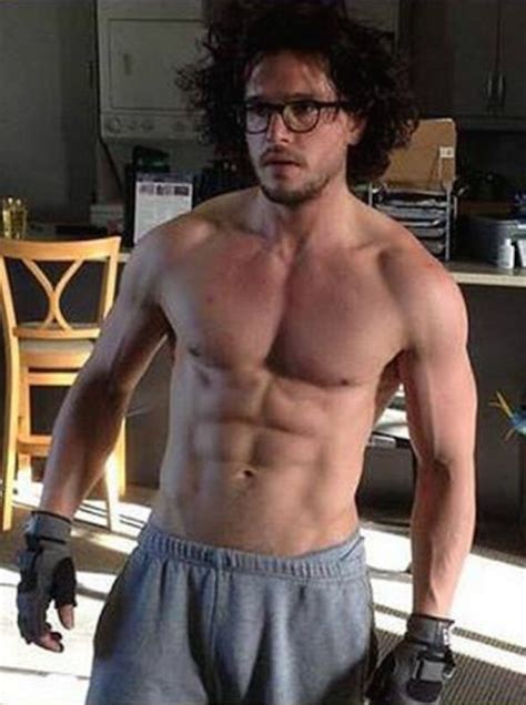 KIT HARINGTON Nude